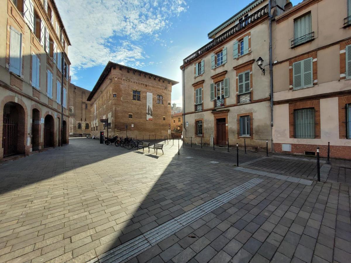 Toulouse - Basilique St-Sernin------- Netflix Εξωτερικό φωτογραφία