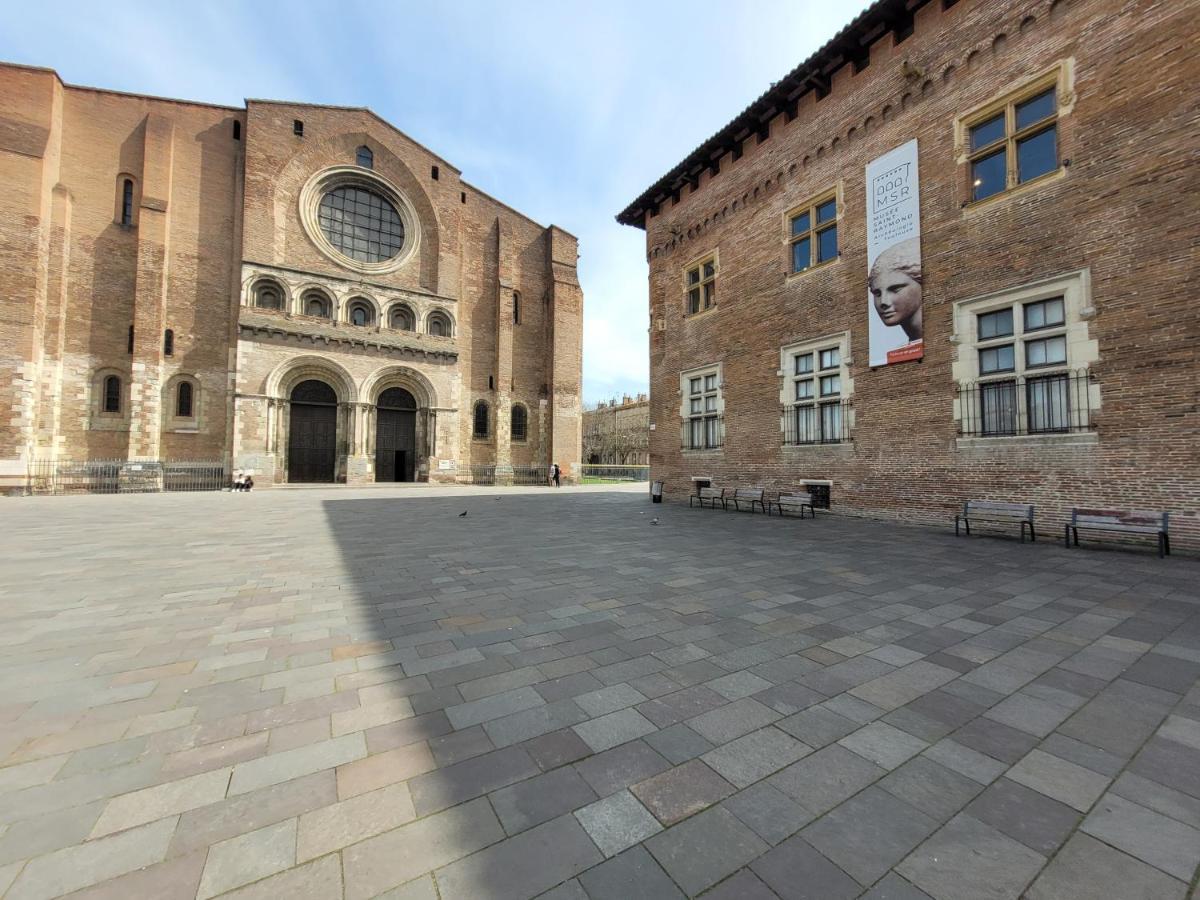 Toulouse - Basilique St-Sernin------- Netflix Εξωτερικό φωτογραφία